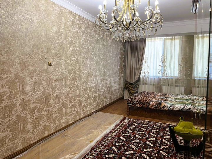 3-к. квартира, 110 м², 4/9 эт.