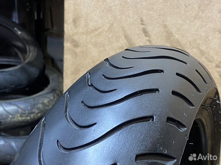 120/70/17 Metzeler Roadtec 01