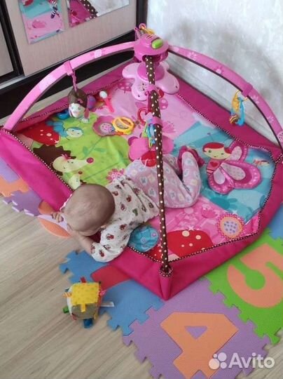 Развивающий коврик tiny love принцесса