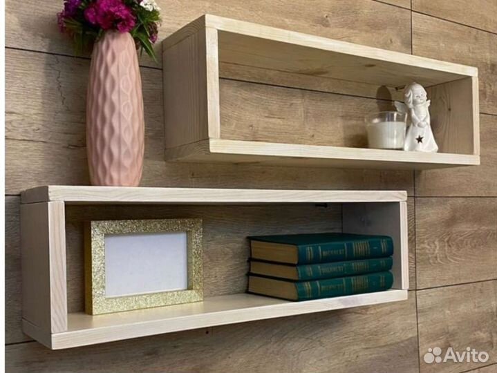 Полка настенная из массива дерева