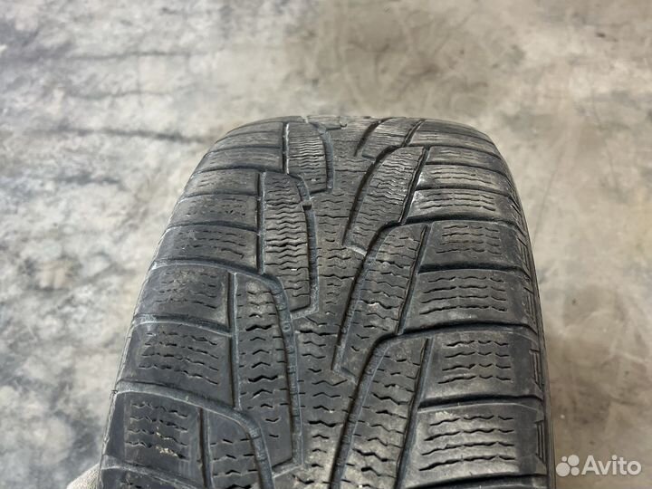Kumho I'Zen KW31 215/60 R16
