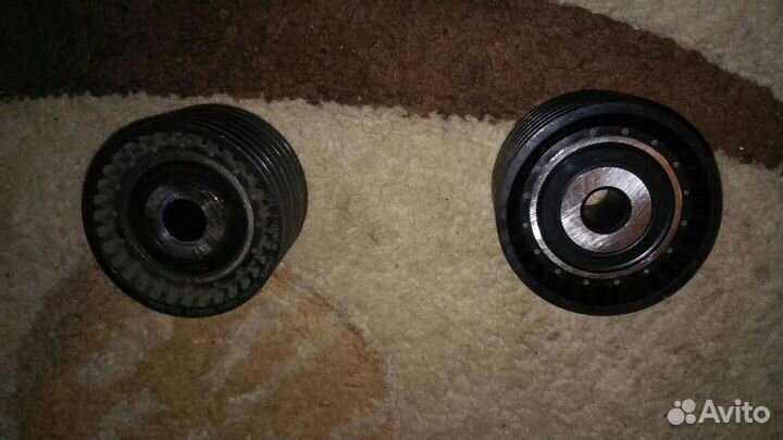 Продается обводной ролик на рено меган 2