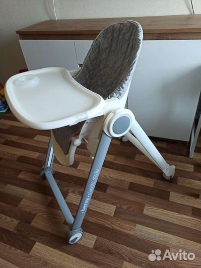 Детский стульчик для кормления happy baby (б/у)