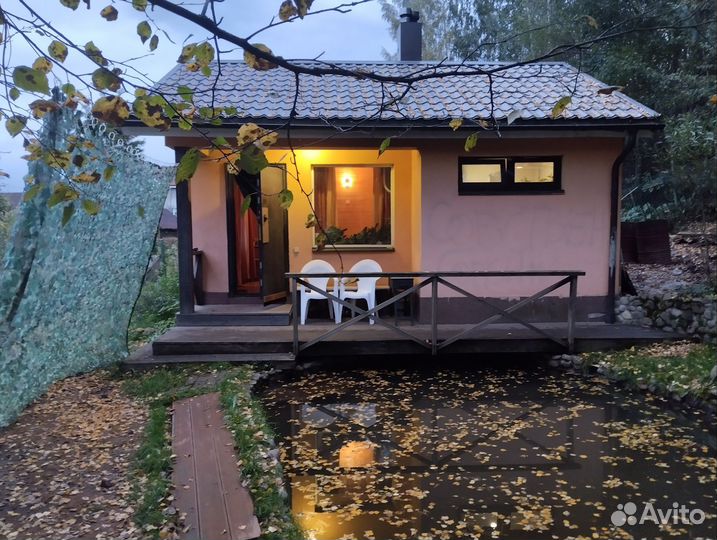 Баня с водоёмом, пять минут от Мега-Парнас