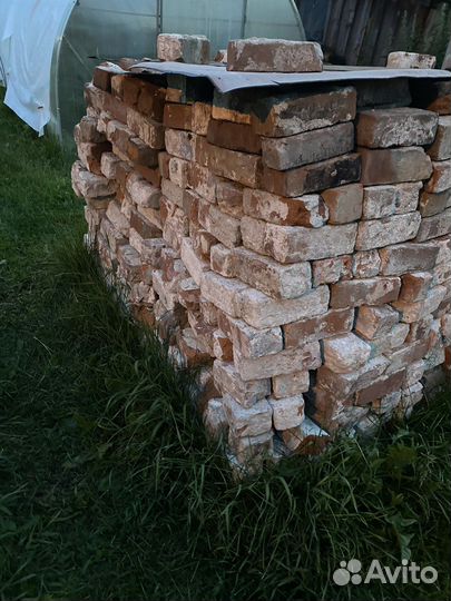 Кирпич красный