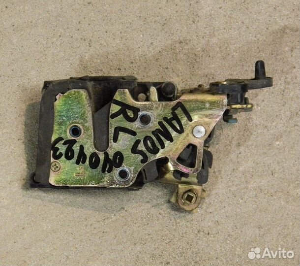 Замок двери задней левой Chevrolet Lanos