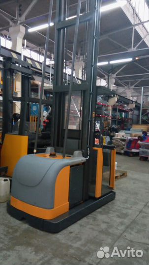 Б/У Комплектовщик с подъемной кабиной atlet OPS