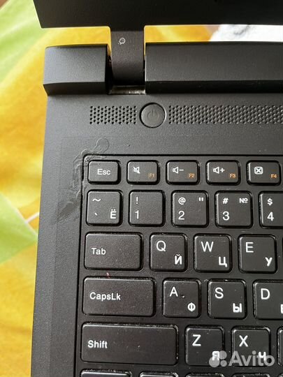 Ноутбук lenovo