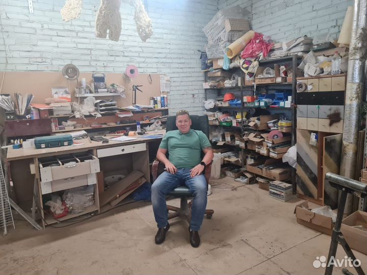 Кухня на заказ угловая без ручек