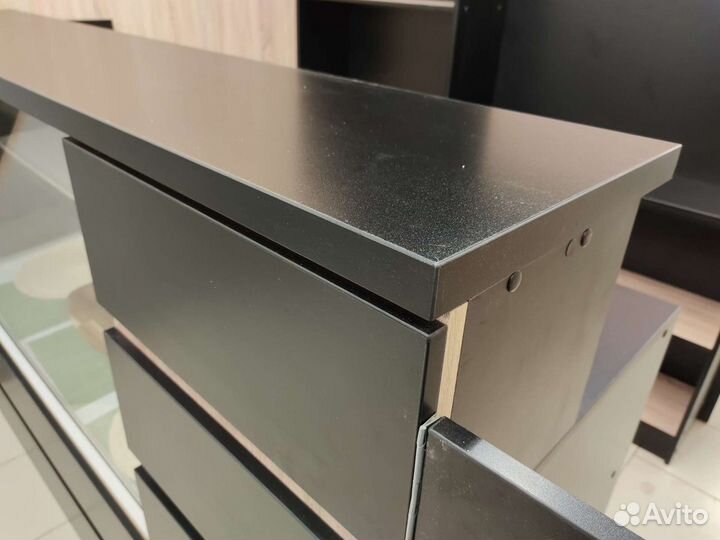 Барная стойка, Стеллажи для торговли