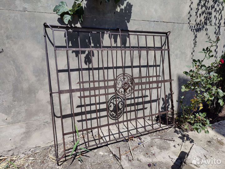 Кованые решетки на окна