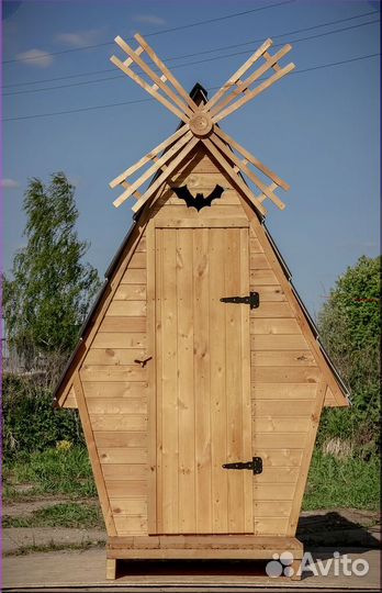 Уличный туалет деревянный WAT897