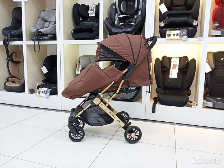 Прогулочная коляска Farfello Comfy Go Brown