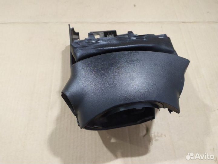 Накладка рулевого колеса Renault Fluence K4MV838