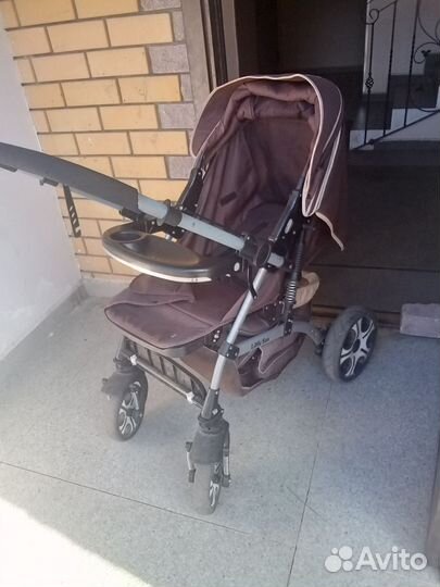 Коляска универсальная