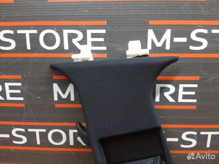 Обшивка стойки левая Mercedes-Benz E-Class W212