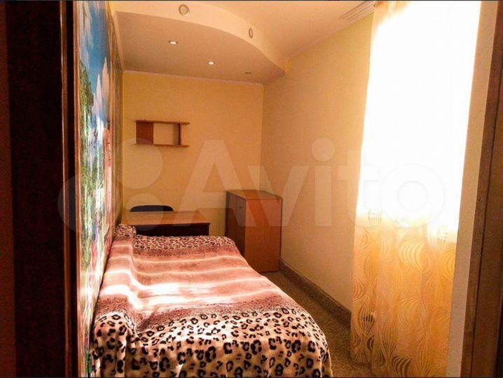 2-к. квартира, 70 м², 4/4 эт.