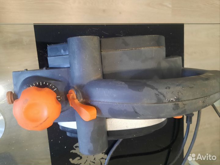 Рубанок электрический бу