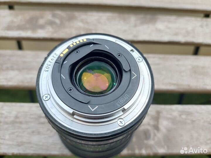 Объектив Canon EF 17-40/4L