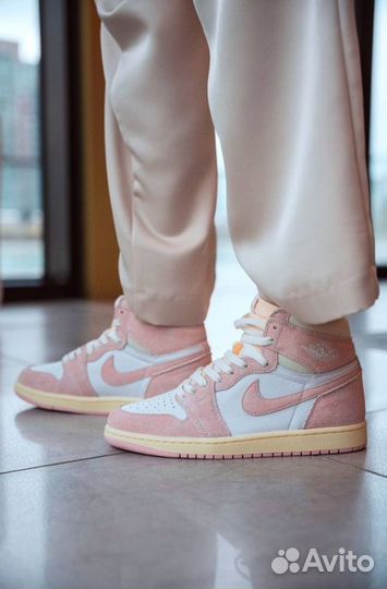 Кроссовки Nike air jordan 1