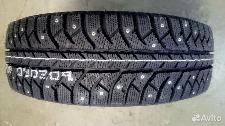 Bridgestone Ice Cruiser 7000S 225/65 R17 102T