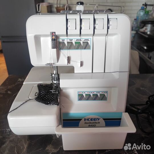 Оверлок hobby lockstitch 440D