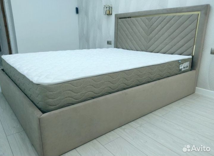 Кровать 180х200