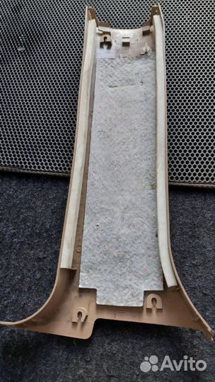 Обшивка стойки правая Bmw X5 E53 3.0D 2003