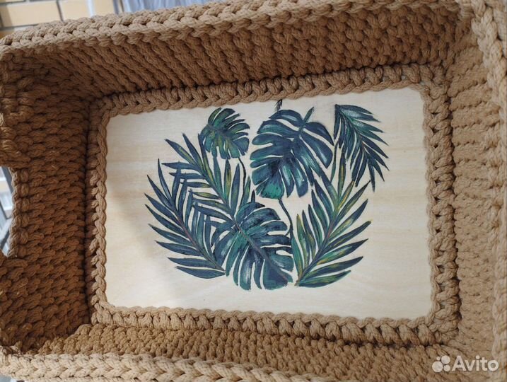 Вязаная корзинка