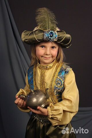 Восточная красавица, японский