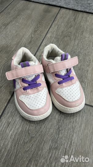 Кроссовки для девочки 23 размер