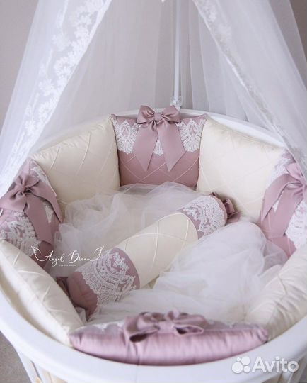 Бортики в детскую кроватку 12 подушек