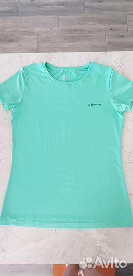 Футболка для фитнеса