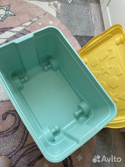 Ящик для игрушек на колесах