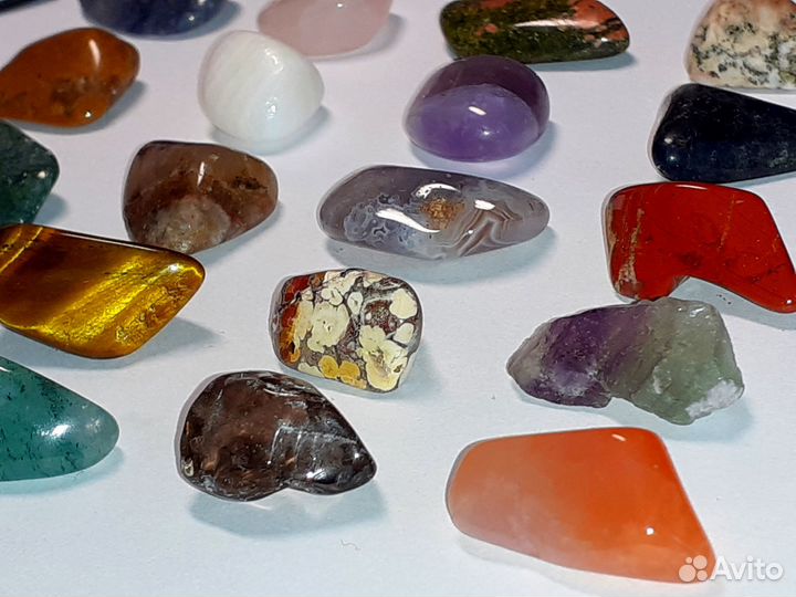 Коллекция натуральных камней минералов