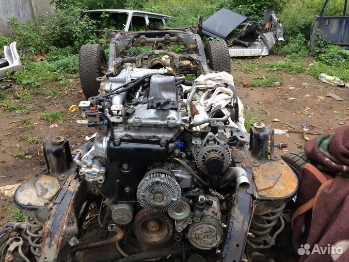 Двигатель в разбор Nissan Patrol Y61 3L ZD30
