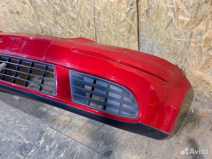 Бампер перед. Volkswagen Golf