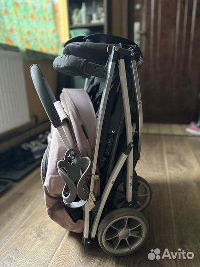 Коляска Happy Baby Eleganza V2