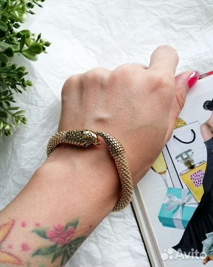 Жгут браслет из бисера ручной работы