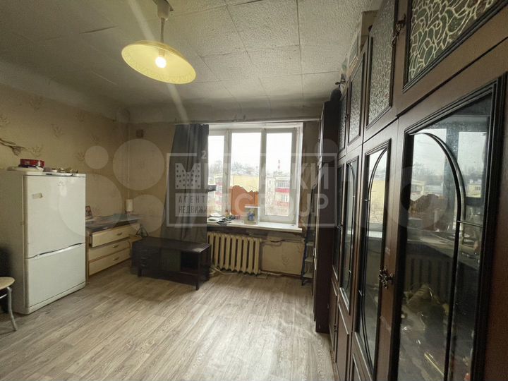 Комната 16,3 м² в 3-к., 4/4 эт.