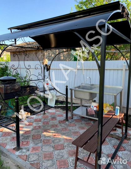 Беседка с мангалом