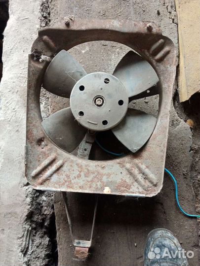 Вентилятор охлаждения