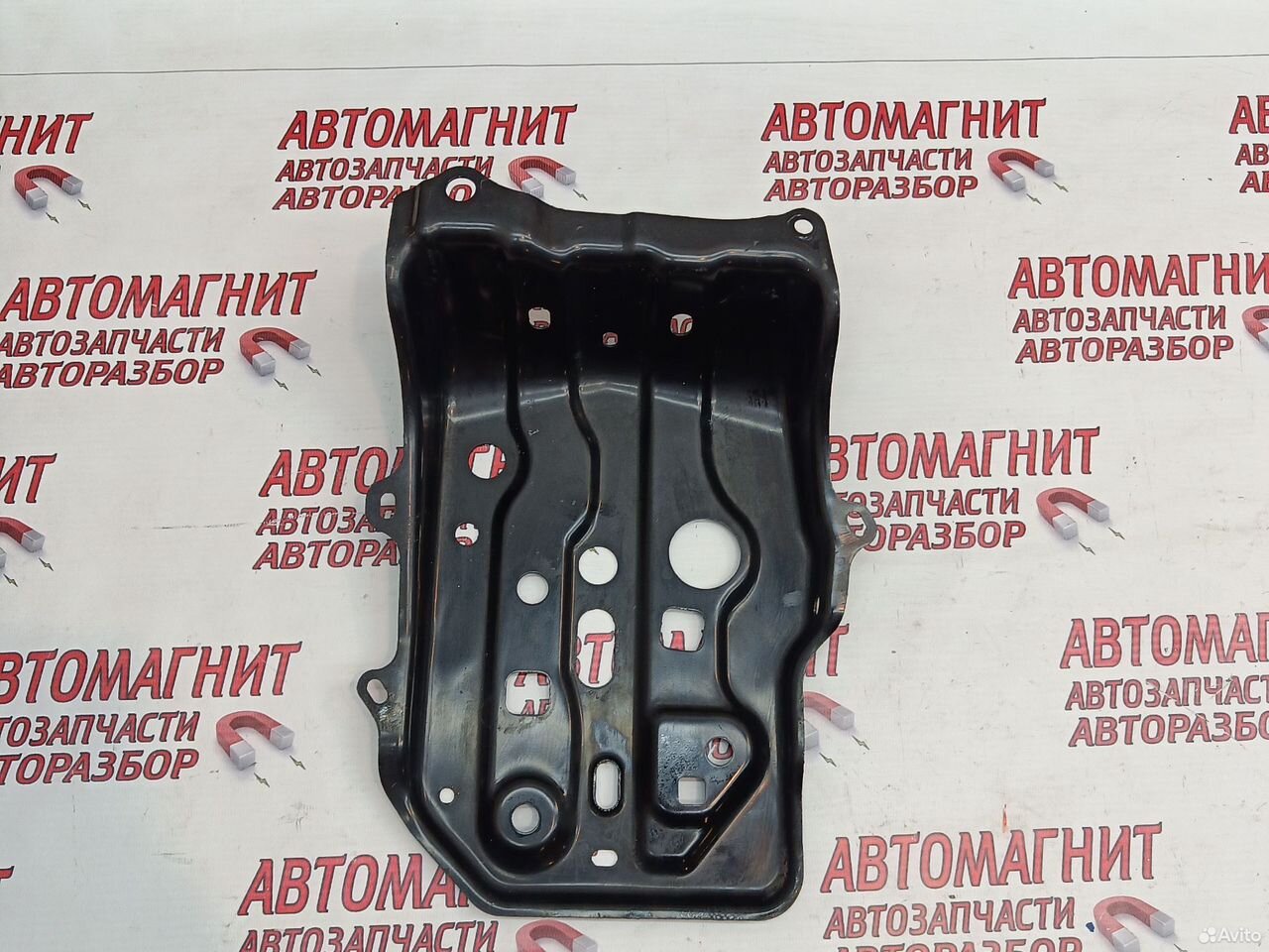 Площадка аккумулятора Toyota Rav 4 XA40