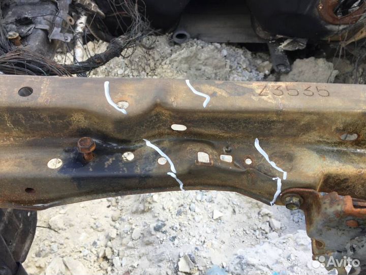 Панель передняя Toyota Land Cruiser Prado