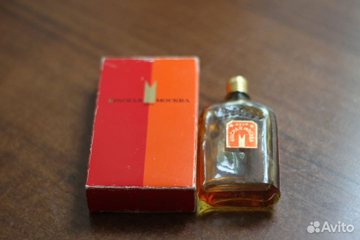 Новая Заря Красная Москва духи 1991 винтаж