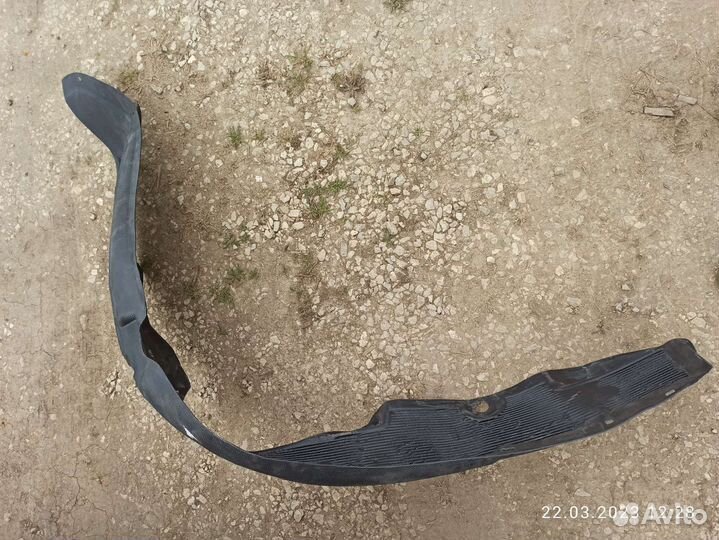 Подкрылок передний правый hyundai solaris