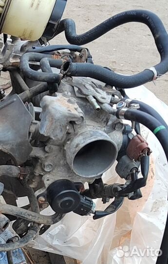 Дроссельная заслонка nissan