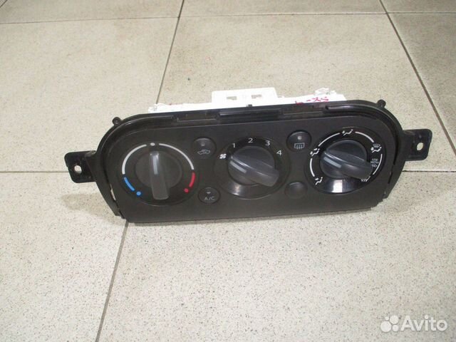 Блок управления отопителем Suzuki SX4