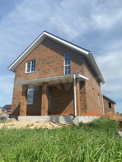 Коттедж 122 м² на участке 8 сот.