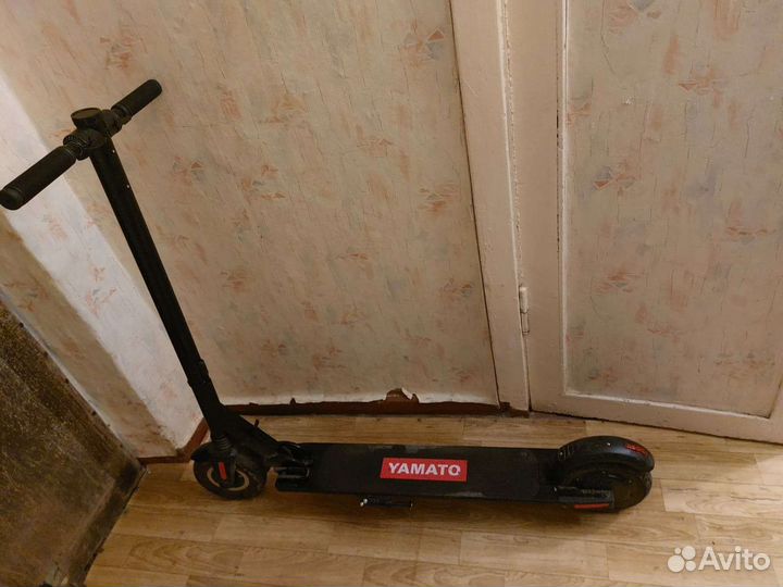 Электросамокат yamato PES 0810